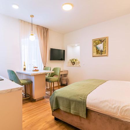 Luxury 2 Bedroom-2 Bathroom Apartment & Studio App With Rooftop Terrace 스플리트 외부 사진