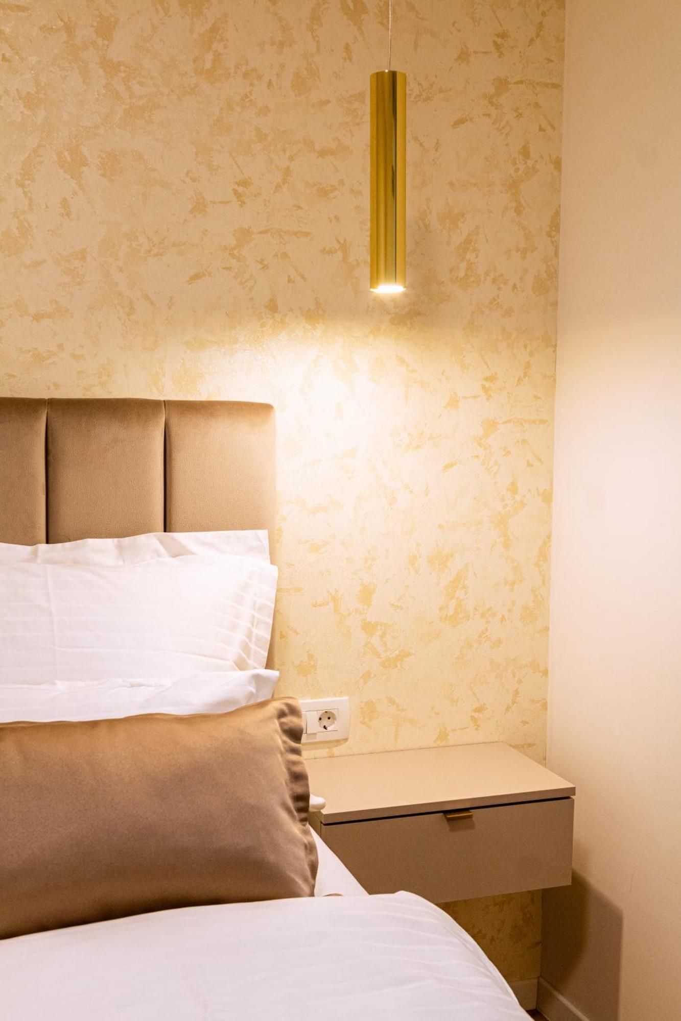 Luxury 2 Bedroom-2 Bathroom Apartment & Studio App With Rooftop Terrace 스플리트 객실 사진