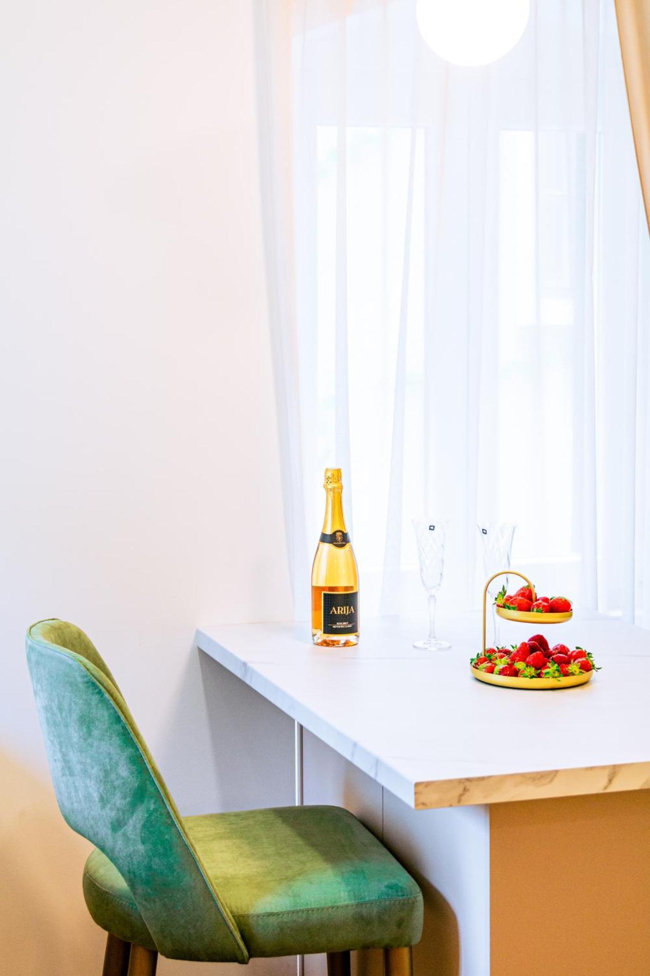 Luxury 2 Bedroom-2 Bathroom Apartment & Studio App With Rooftop Terrace 스플리트 객실 사진