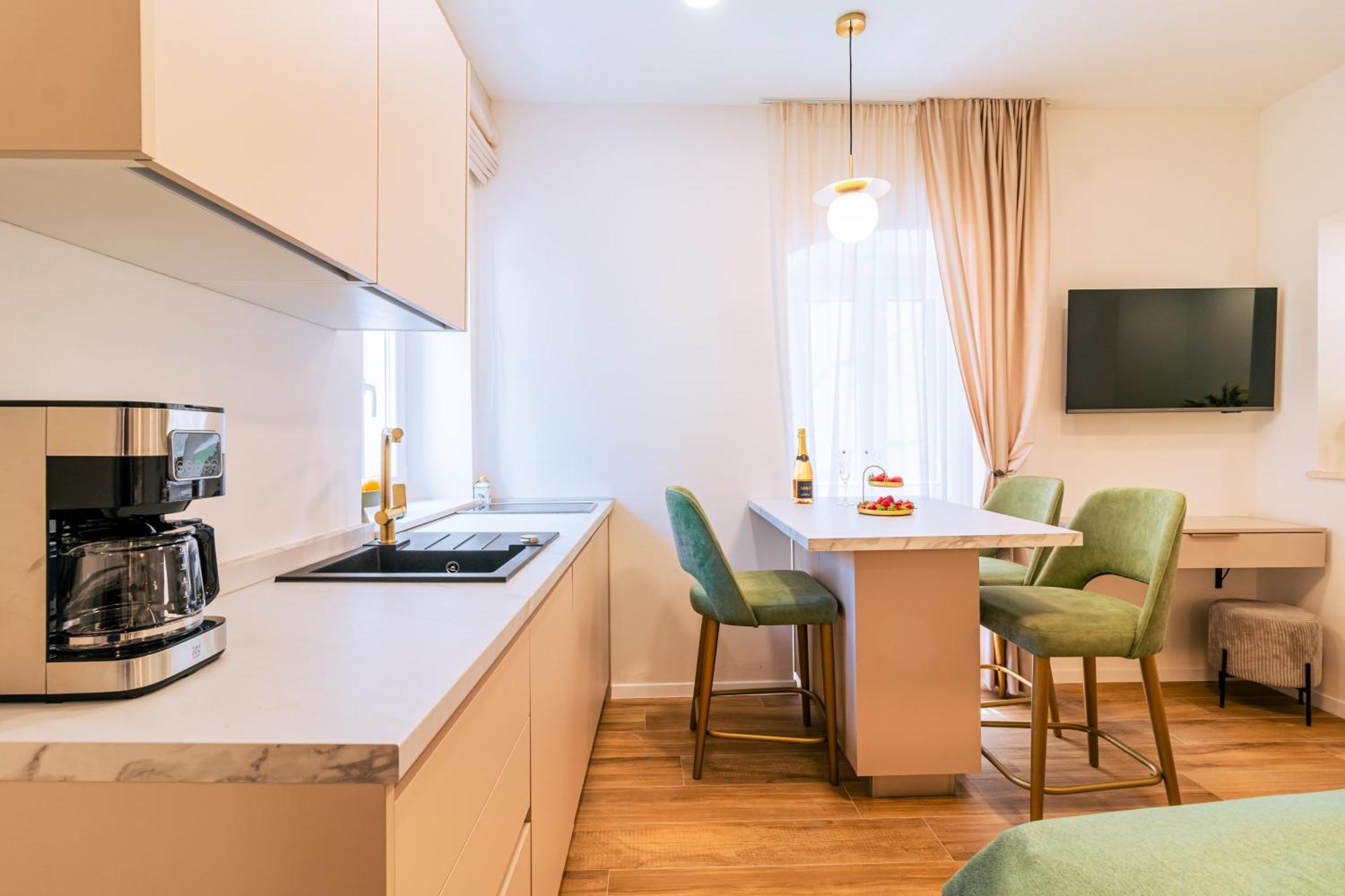 Luxury 2 Bedroom-2 Bathroom Apartment & Studio App With Rooftop Terrace 스플리트 외부 사진